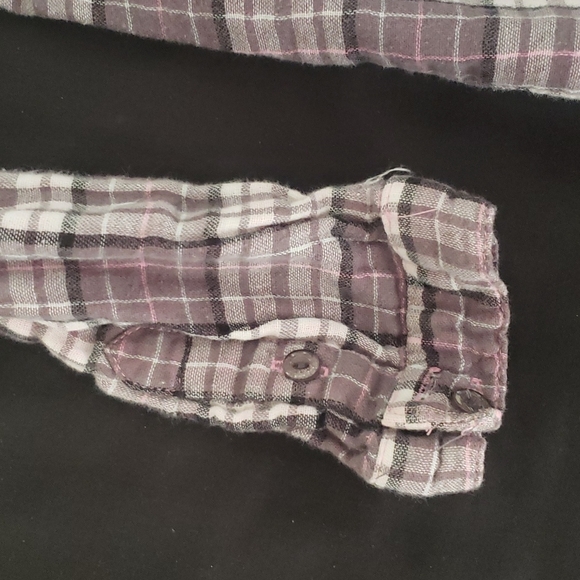 2 Flannel Tops - Picture 8 of 10